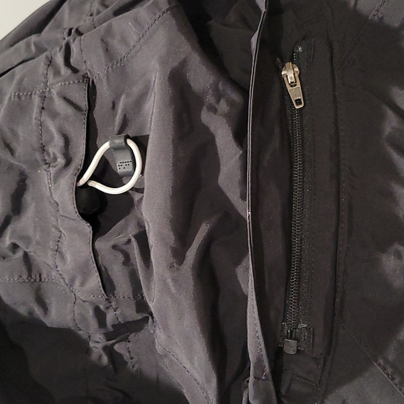 North Face Jacket - Shell only - Picture 8 of 8